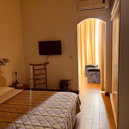 B&B Ebo' Ольбия Экстерьер фото