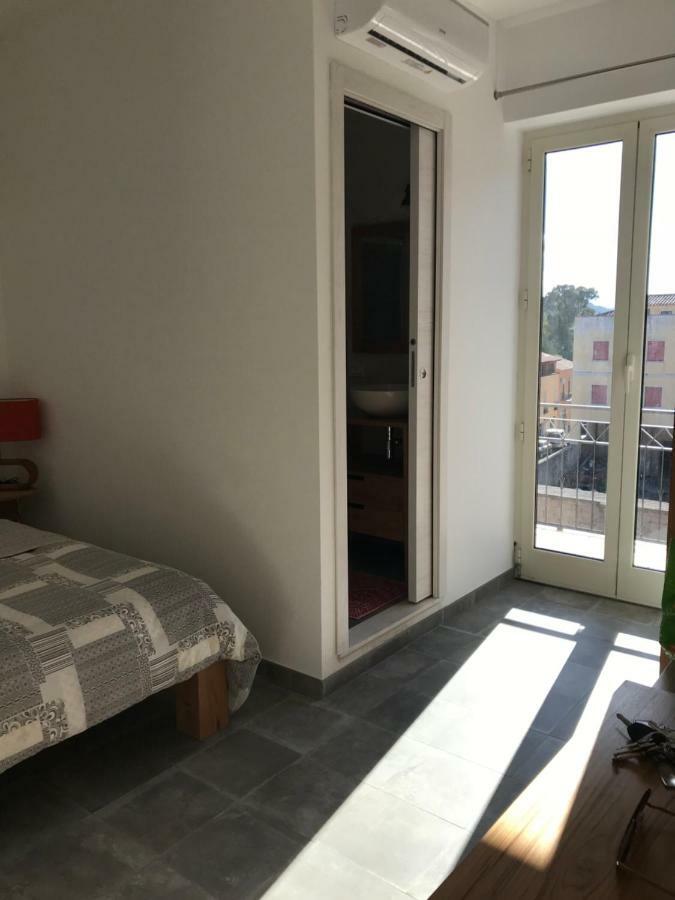 B&B Ebo' Ольбия Экстерьер фото